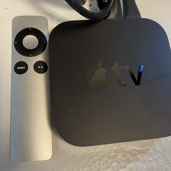Apple TV - Picture 2 of 4